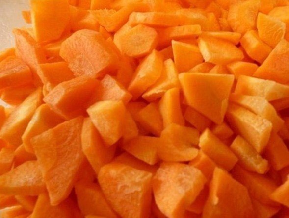 Морковь порезанная кубиками для винегрета