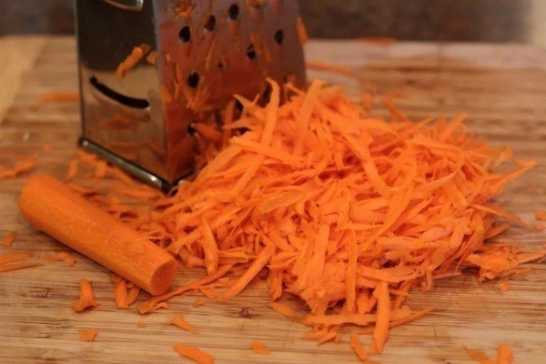 Тёрка для корейской моркови