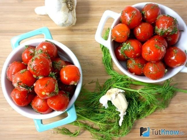 Малосольные бурелые помидоры быстрого приготовления